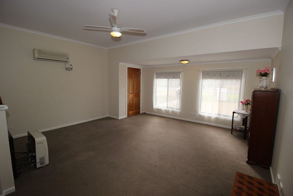 13 Jemison Street, Waikerie SA 5330, Waikerie - Thumbnail 3