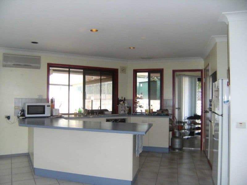54 Clubhouse Drive, ARUNDEL QLD 4214, Arundel - Thumbnail 6