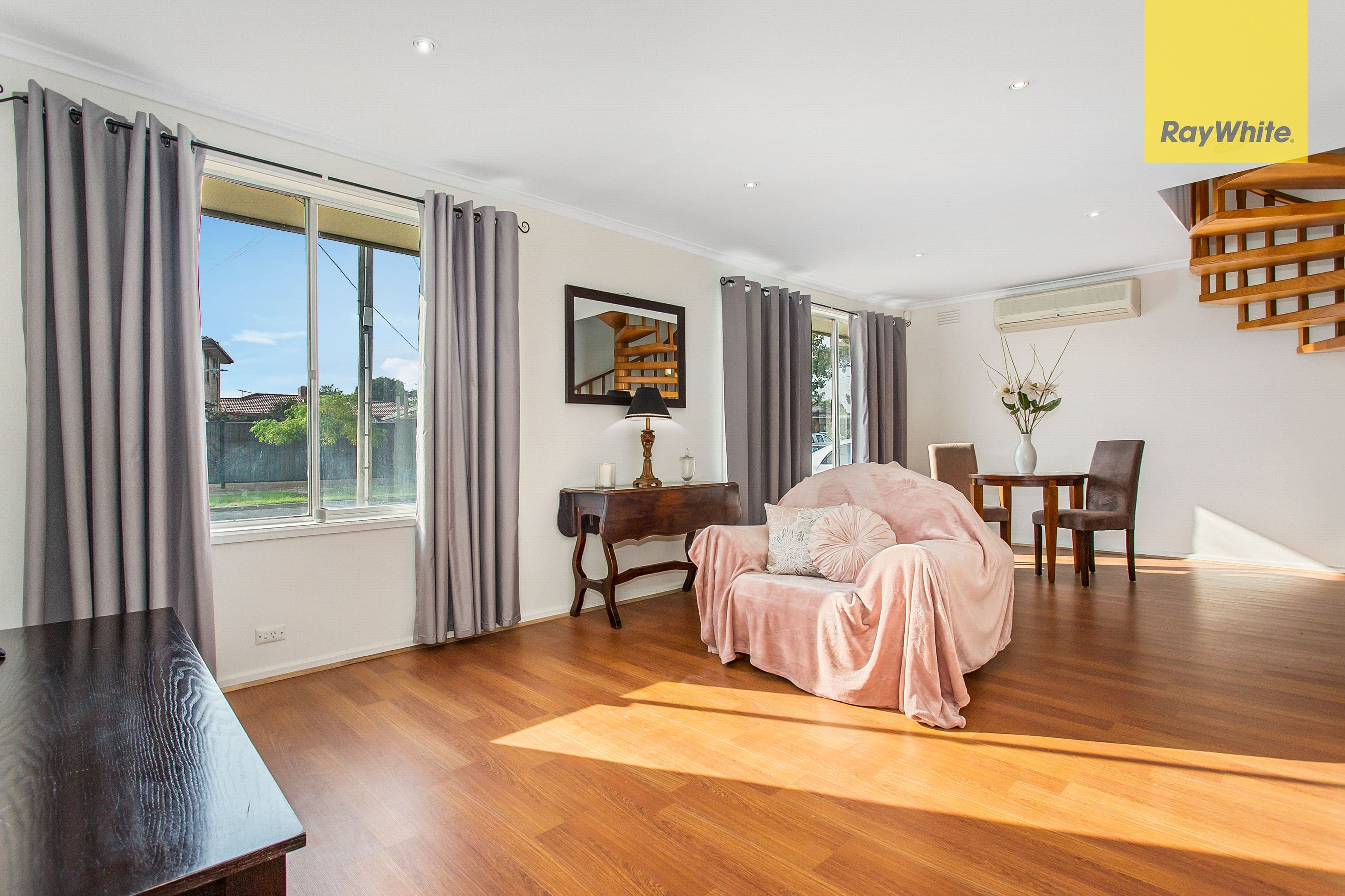 6 Barrington Crescent, Gladstone Park VIC 3043, Gladstone Park - Thumbnail 4