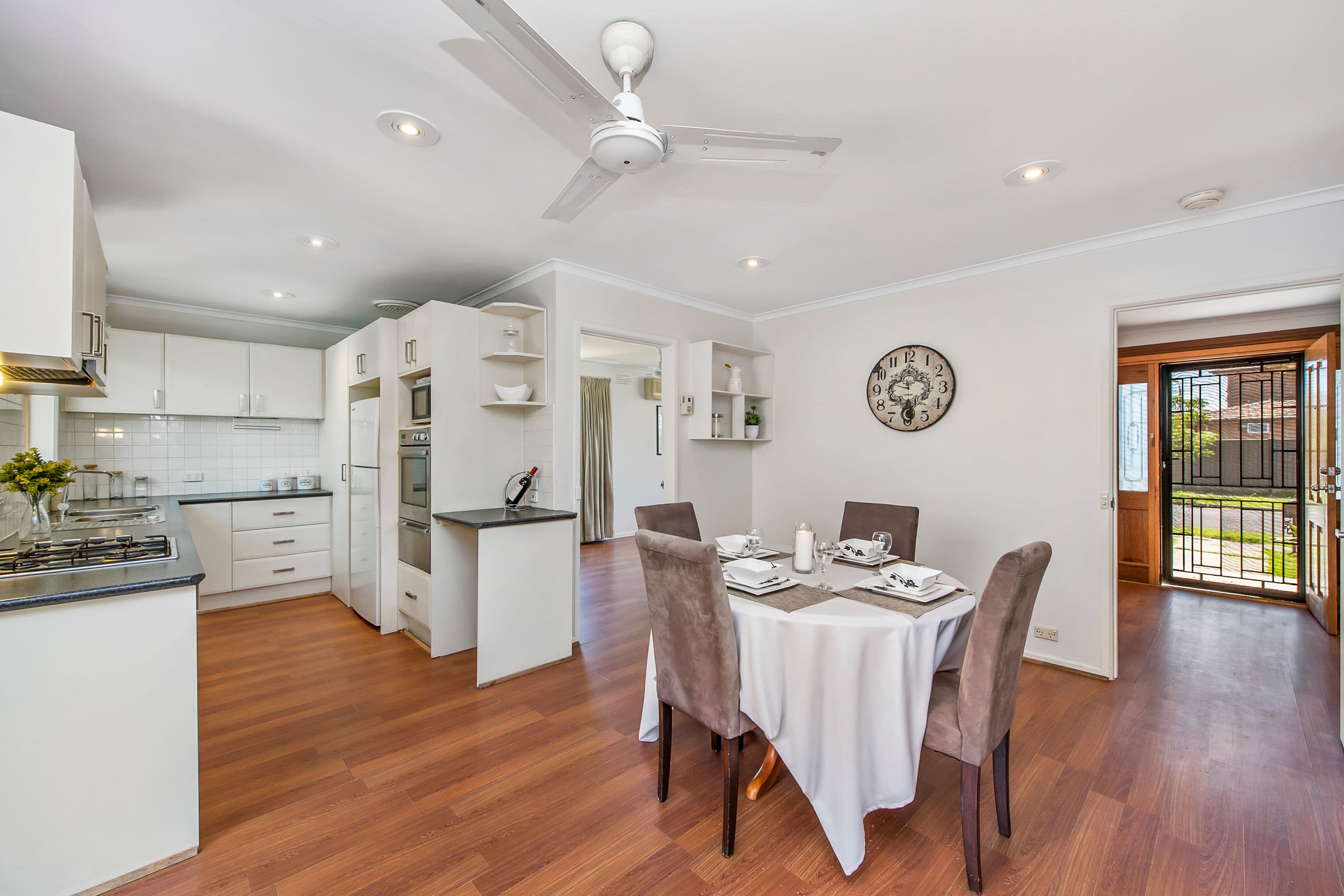 6 Barrington Crescent, Gladstone Park VIC 3043, Gladstone Park - Thumbnail 7