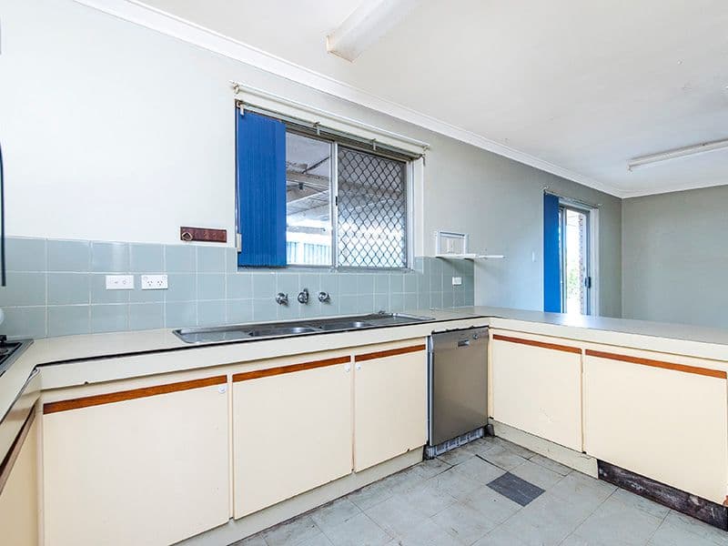16 Wakefield Road, High Wycombe WA 6057, High Wycombe - Thumbnail 5