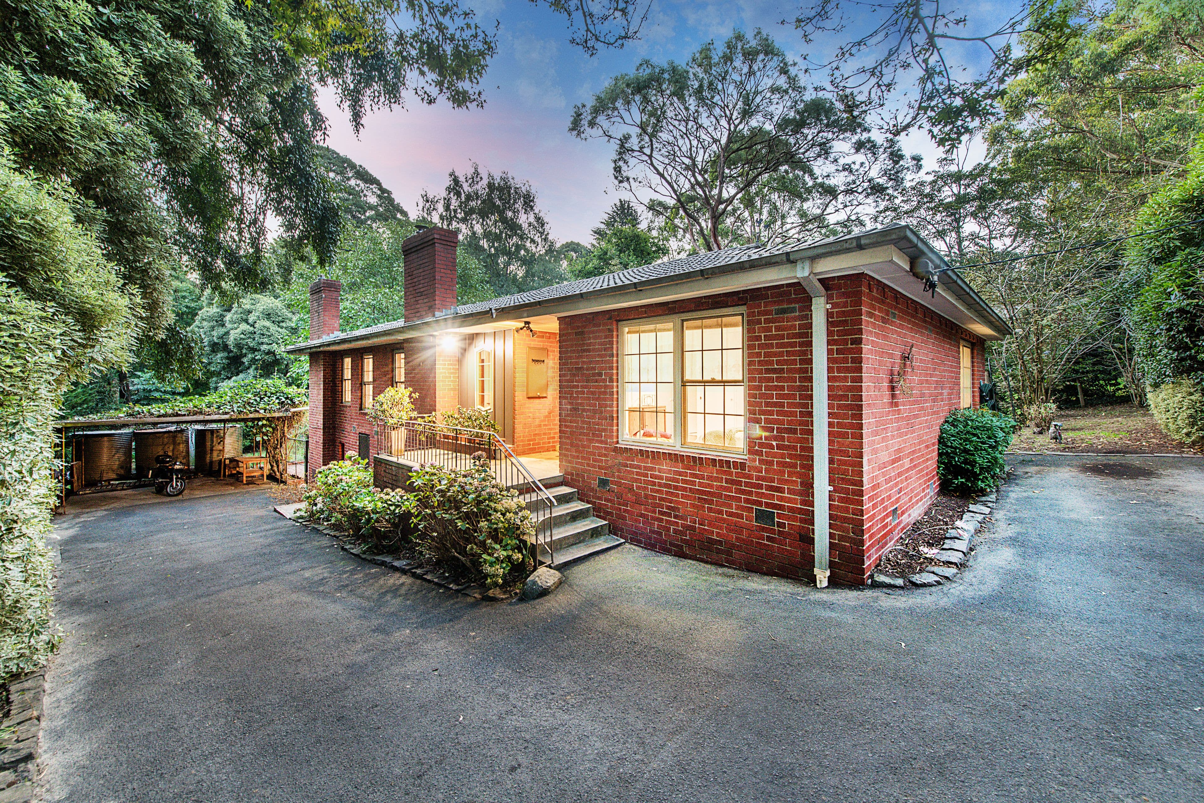 8 Seaview Avenue, Ferny Creek VIC 3786, Ferny Creek - Image 1