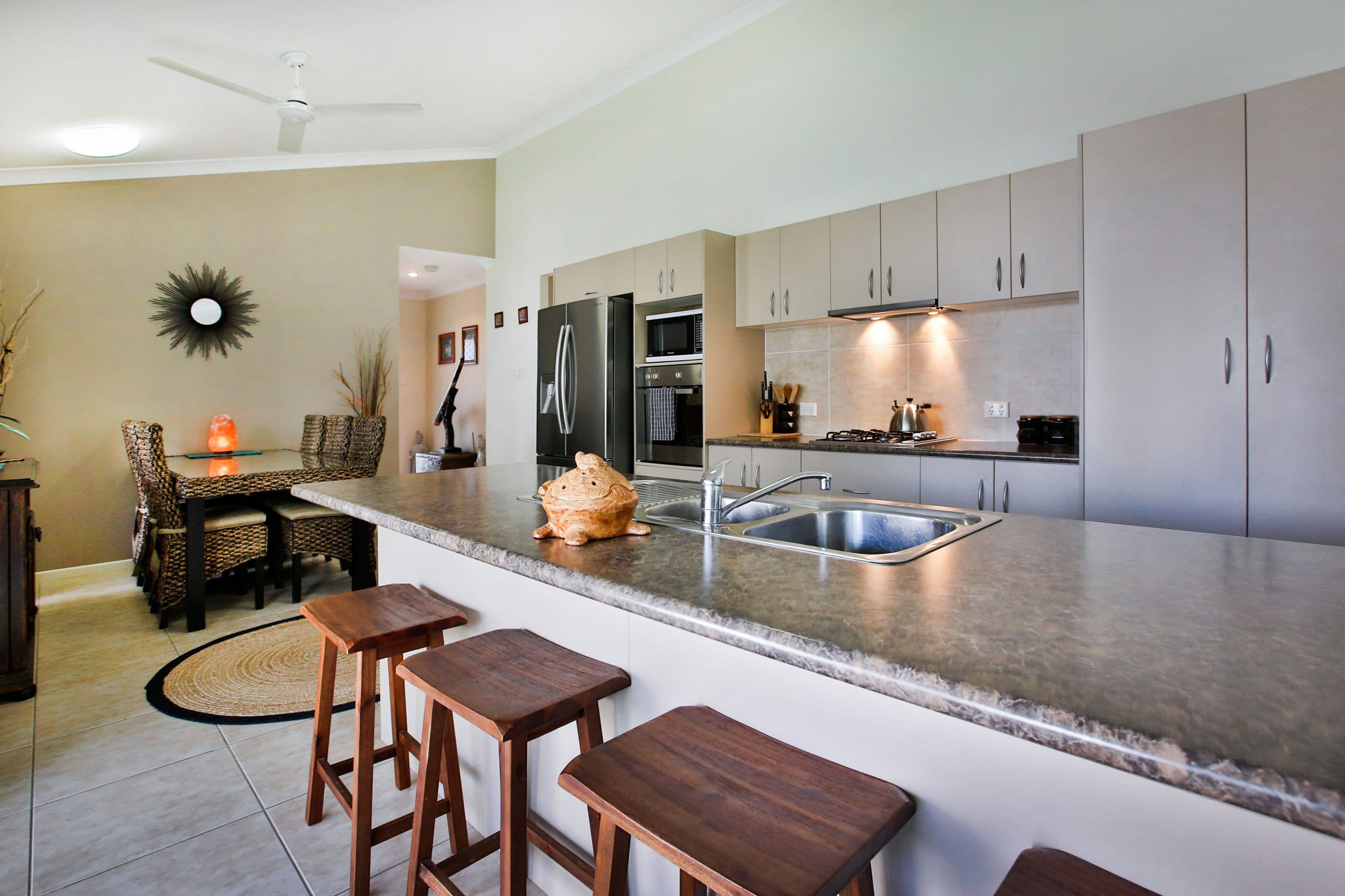7 Currawinya Court, Bushland Beach QLD 4818, Bushland Beach - Image 1