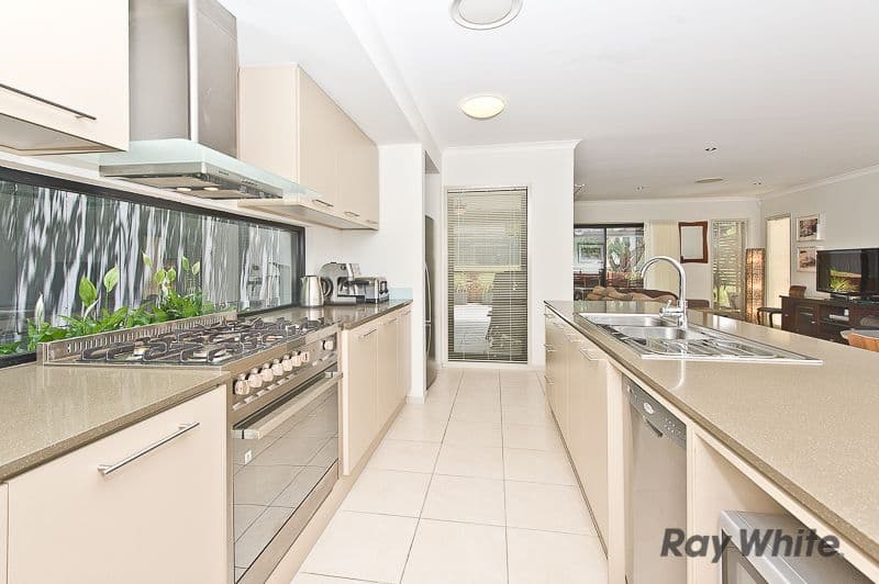 37 Huxley Avenue, ALDERLEY QLD 4051, Alderley - Thumbnail 4