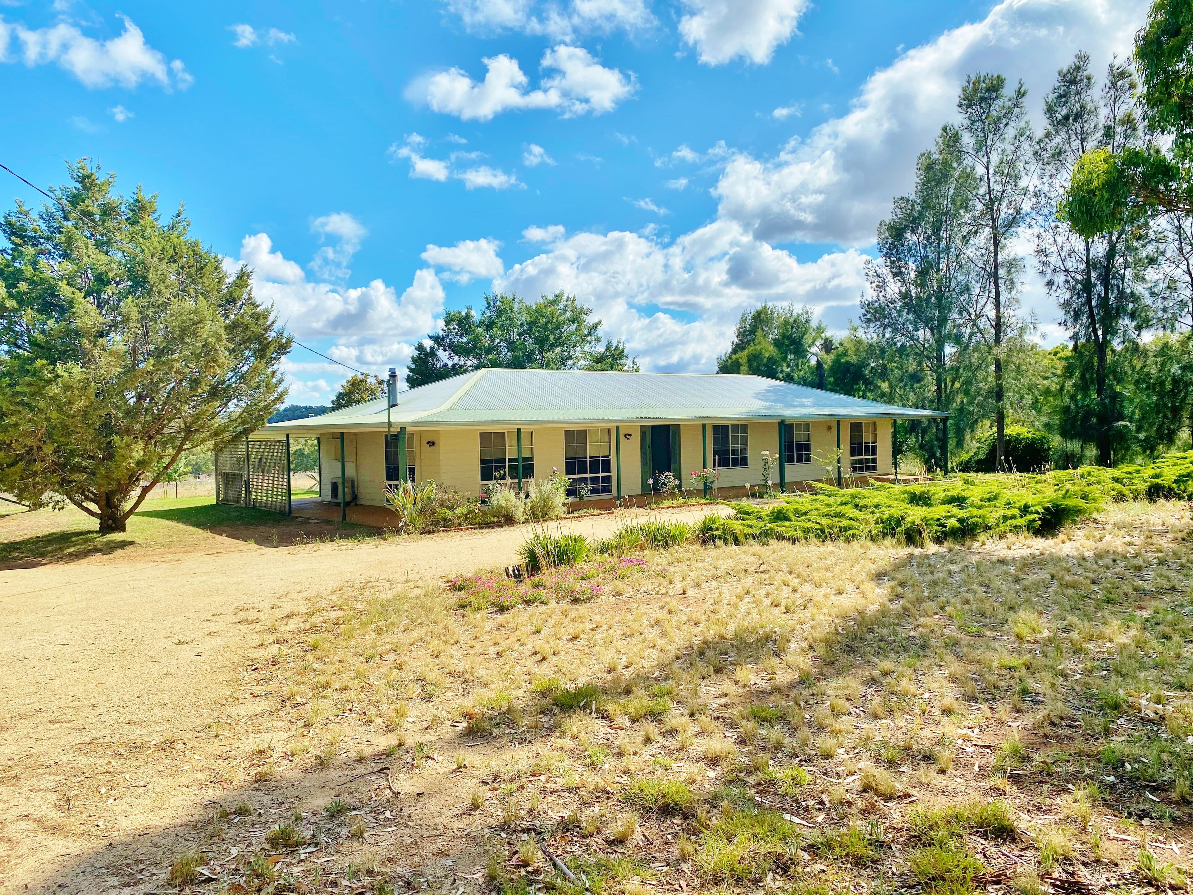 25 Pitstone Road, Young NSW 2594, Young - Image 1