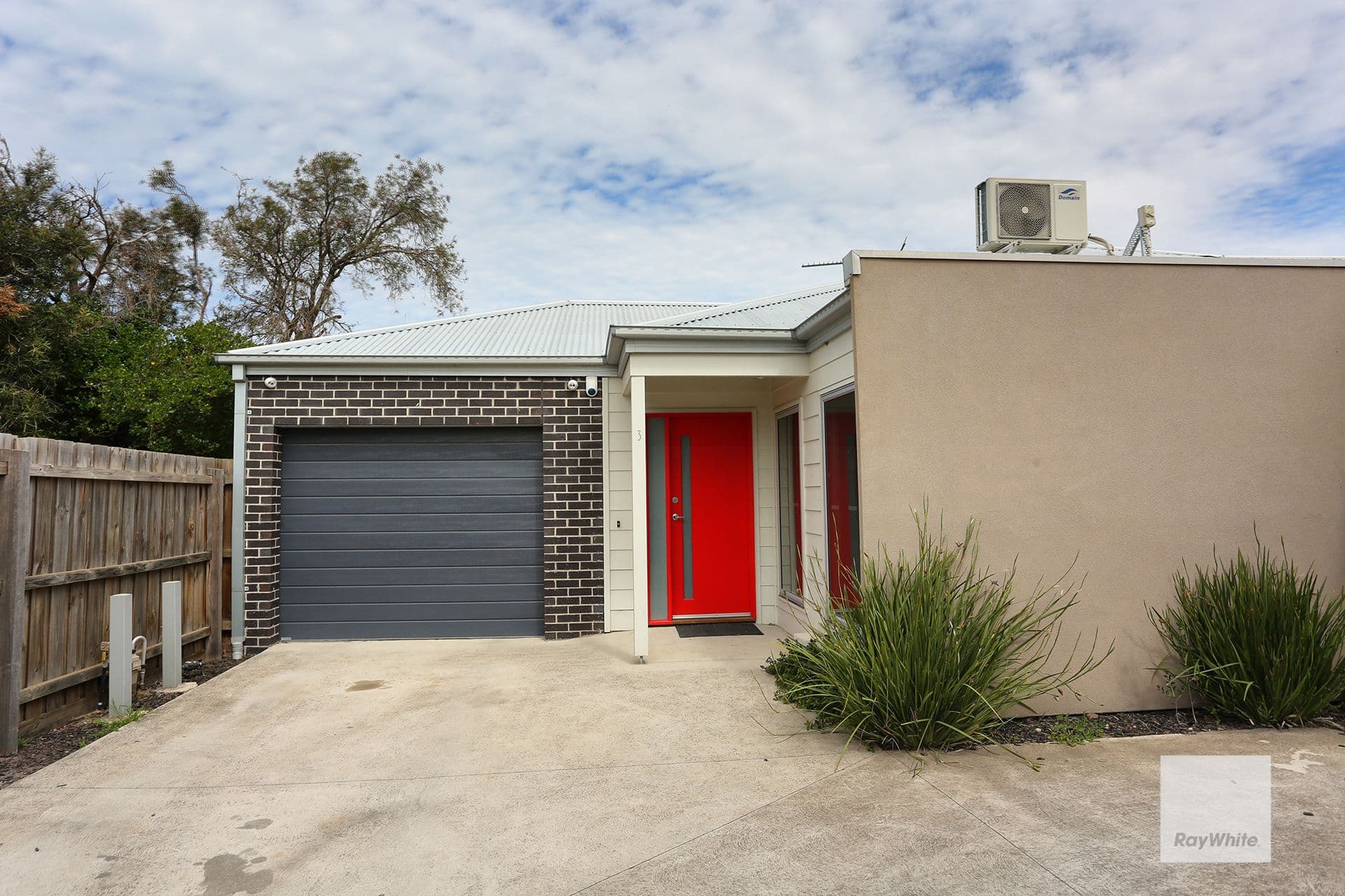 9 Almond Avenue, Brooklyn VIC 3012, Brooklyn - Image 1