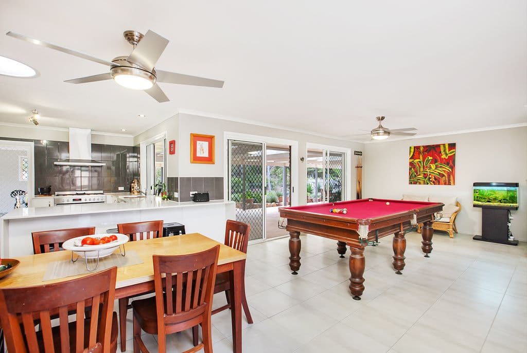 31 Whitehall Avenue, BIRKDALE QLD 4159, Birkdale - Thumbnail 2