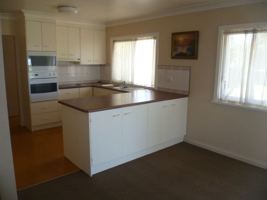 60 King Street, INVERELL NSW 2360, Inverell - Thumbnail 8