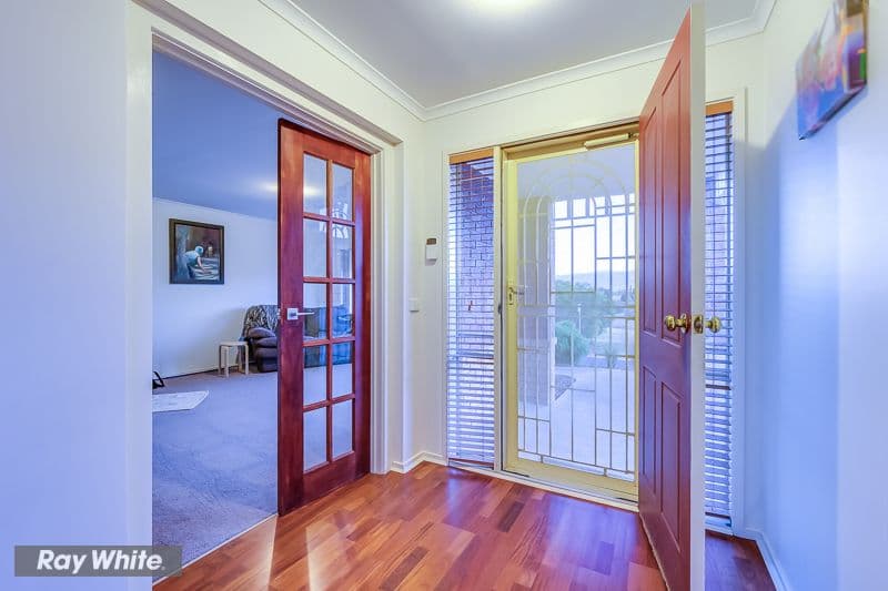 18 Whitfield Court, Truganina VIC 3029, Truganina - Thumbnail 3