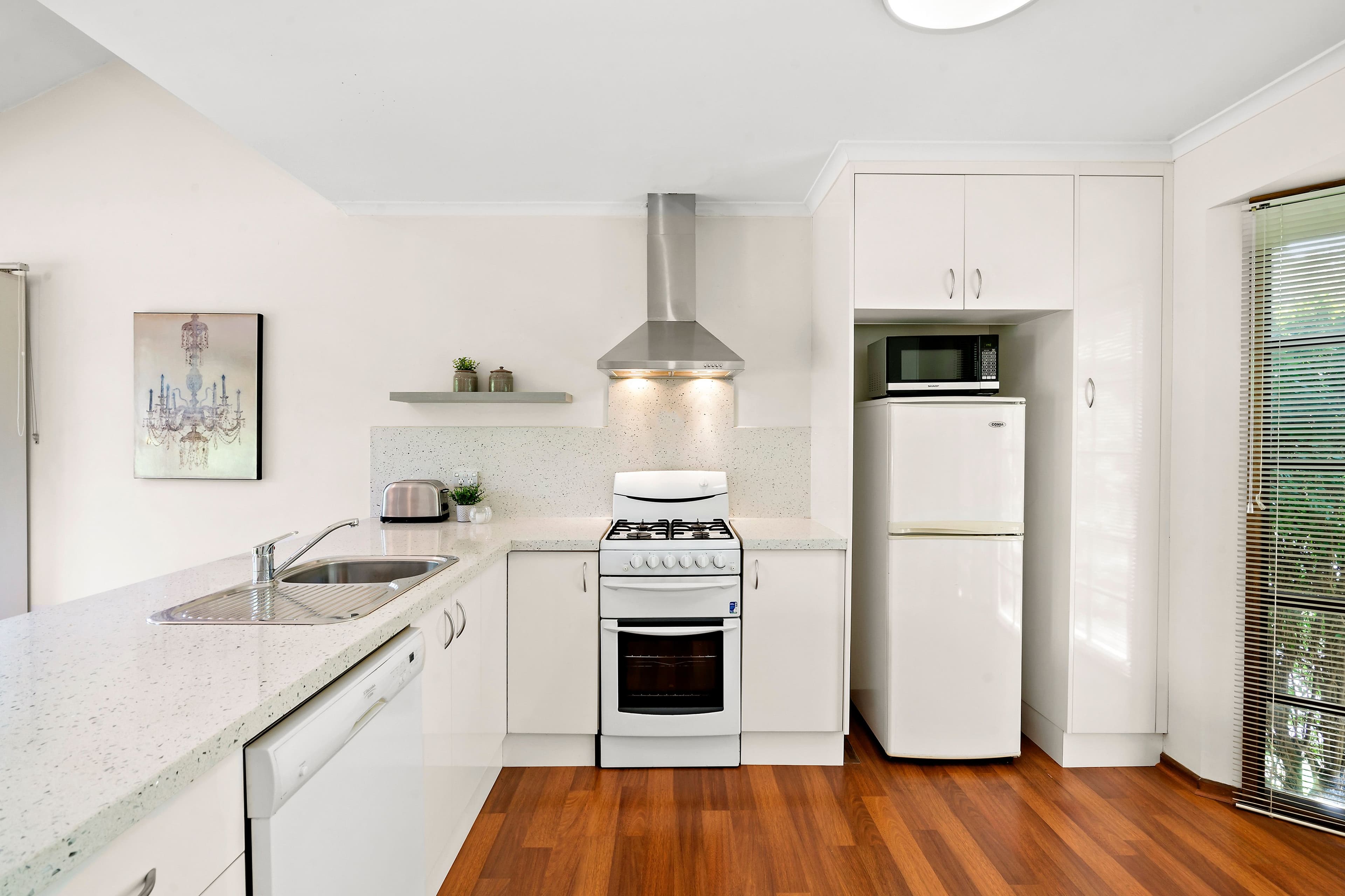 118 Franciscan Avenue, Frankston VIC 3199, Frankston - Thumbnail 4