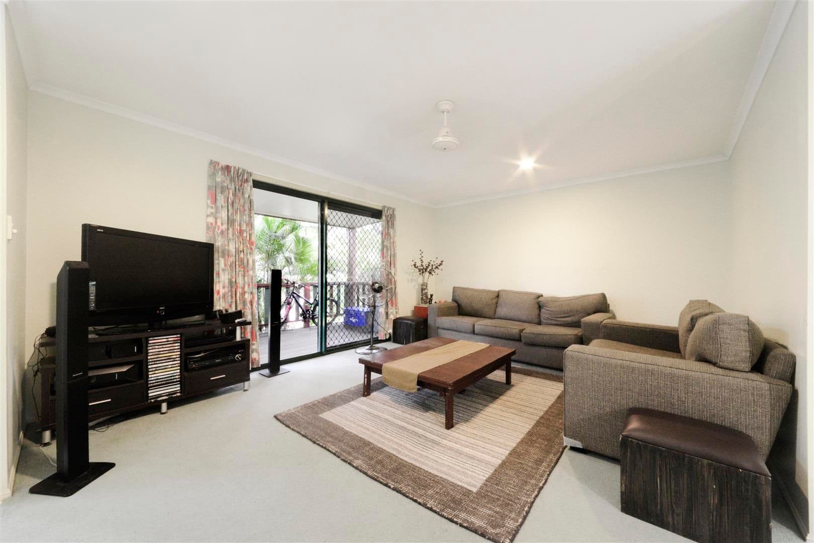 20 Grace Avenue, Cannonvale QLD 4802, Cannonvale - Thumbnail 4