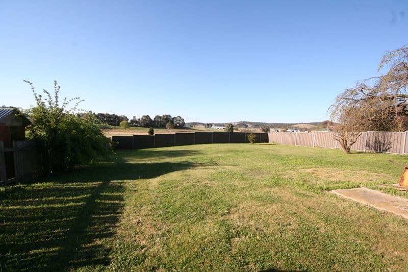 29 Dart Street, OBERON NSW 2787, Oberon - Thumbnail 2