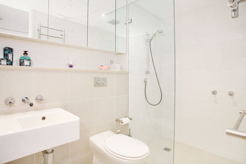 70-72 Corowa Crescent, Greensborough, Greensborough - Thumbnail 3