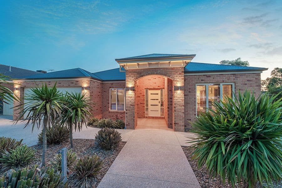 9 Belair Close, Craigieburn VIC 3064, Craigieburn - Image 1
