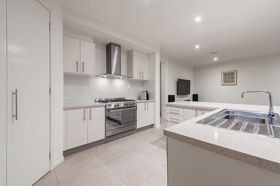 9 Belair Close, Craigieburn VIC 3064, Craigieburn - Thumbnail 3