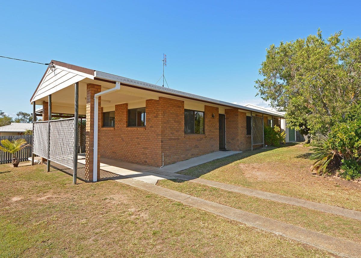 31 Park Street, Urangan QLD 4655, Urangan - Thumbnail 2