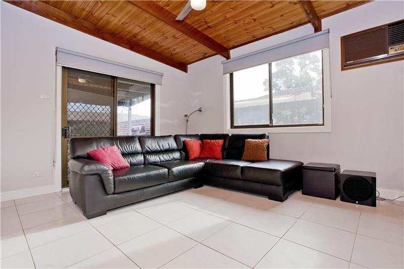 44 Rennie Street, LARA VIC 3212, Lara - Thumbnail 3