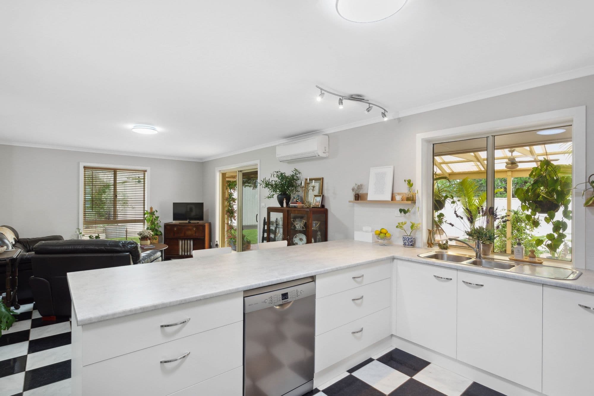 1 Pentland Street, Strathalbyn SA 5255, Strathalbyn - Thumbnail 7
