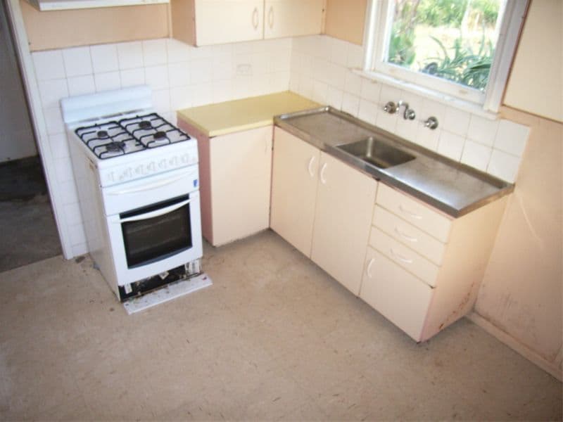 18  Redwood Crescent, GATESHEAD NSW 2290, Gateshead - Thumbnail 7