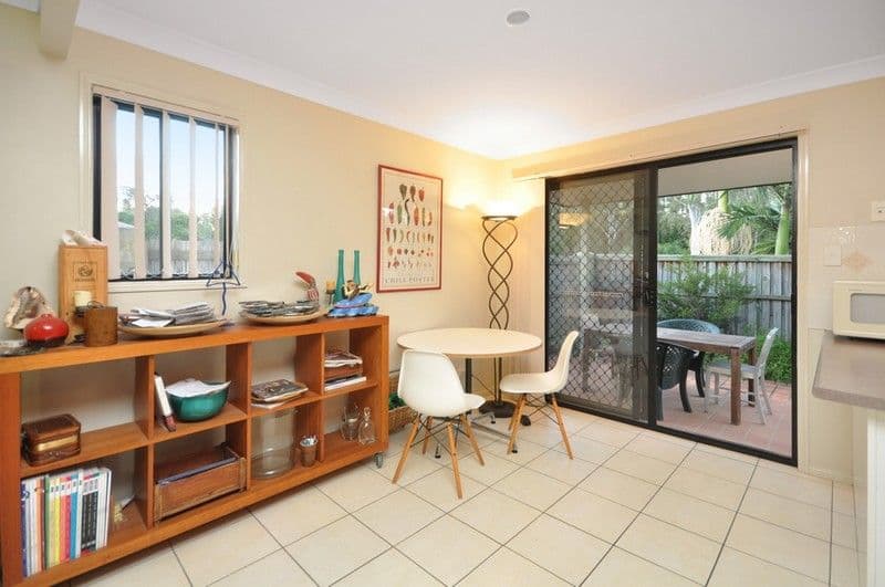 216 Trouts Road, STAFFORD HEIGHTS QLD 4053, Stafford Heights - Thumbnail 3