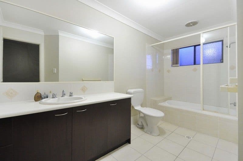 216 Trouts Road, STAFFORD HEIGHTS QLD 4053, Stafford Heights - Thumbnail 6