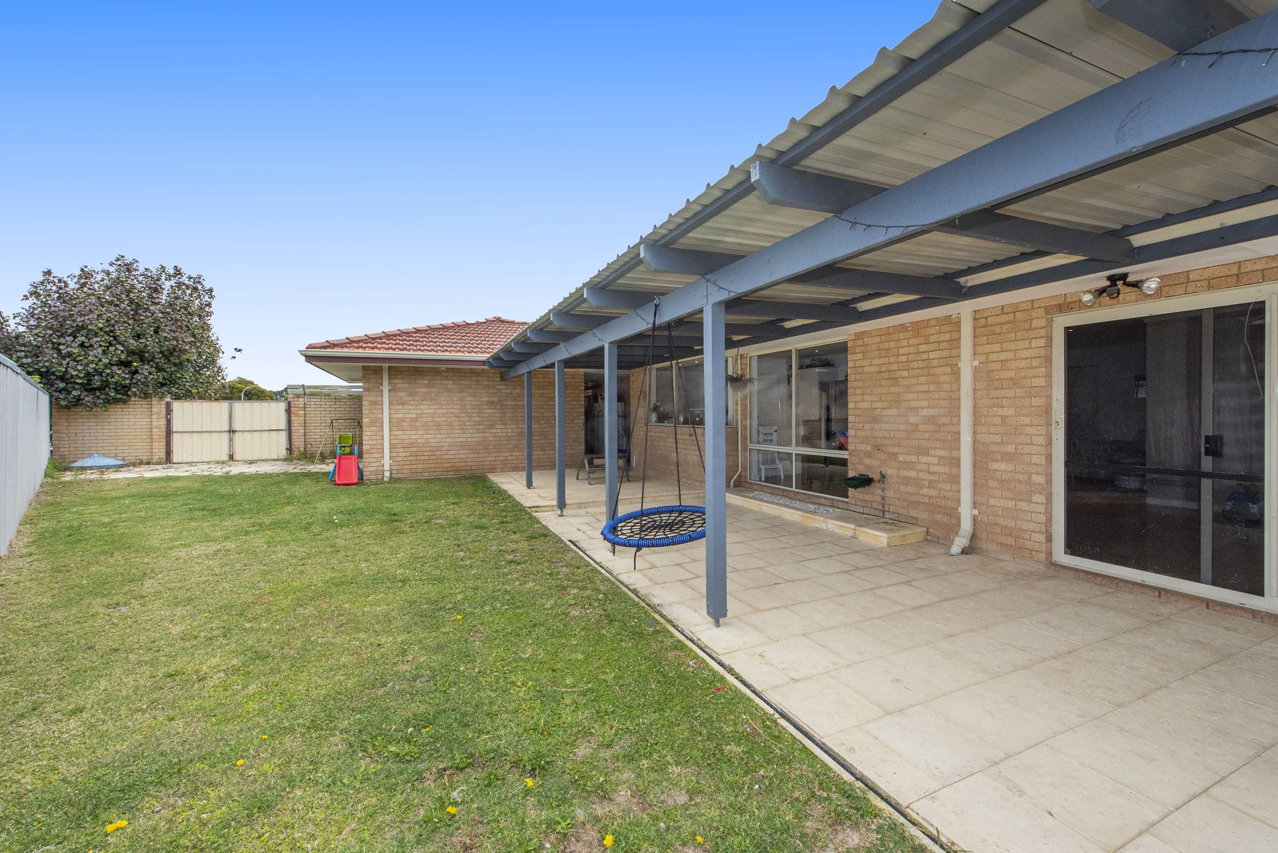 2 Arunta Place, Rockingham WA 6168, Rockingham - Thumbnail 3