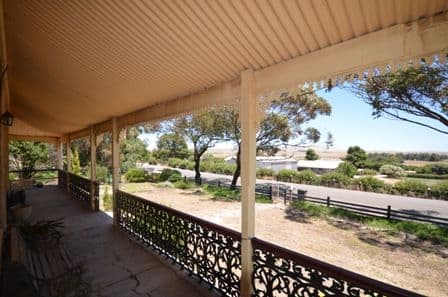 5 Linkson Street, BURRA SA 5417, Burra - Thumbnail 2