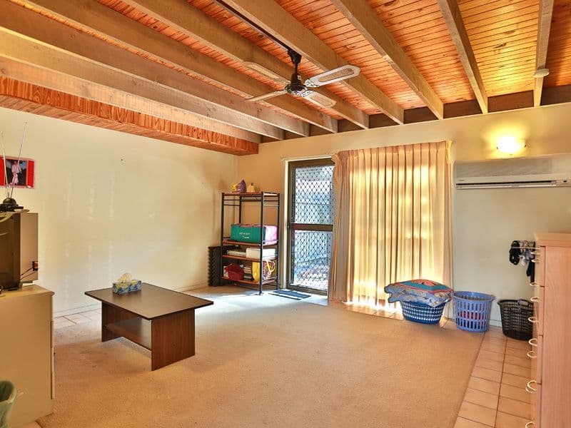 11 Balcara Avenue, CARSELDINE QLD 4034, Carseldine - Thumbnail 3