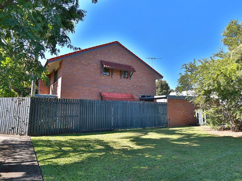 11 Balcara Avenue, CARSELDINE QLD 4034, Carseldine - Thumbnail 8