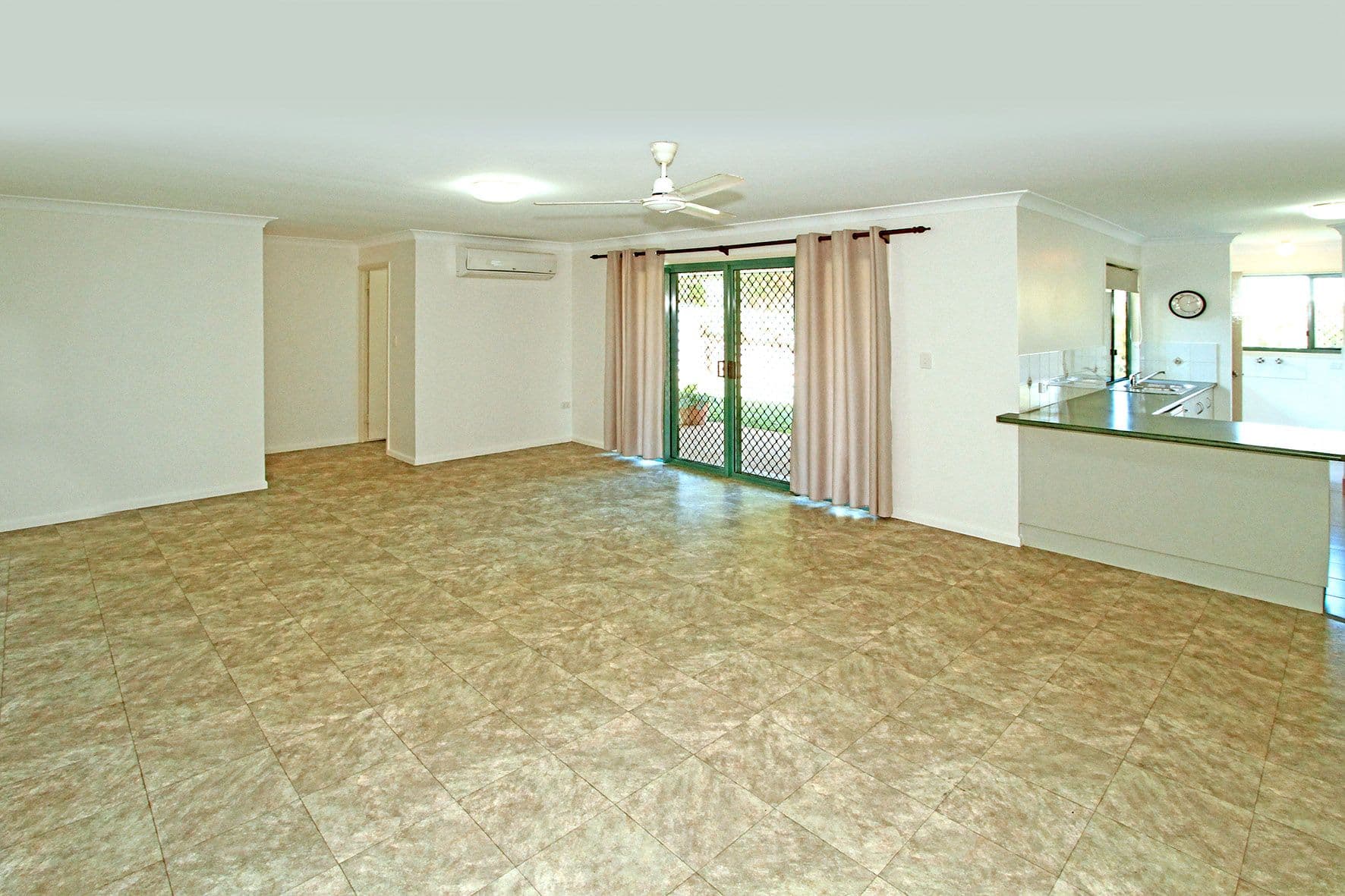 28 Clayton Road, Lammermoor QLD 4703, Lammermoor - Thumbnail 5