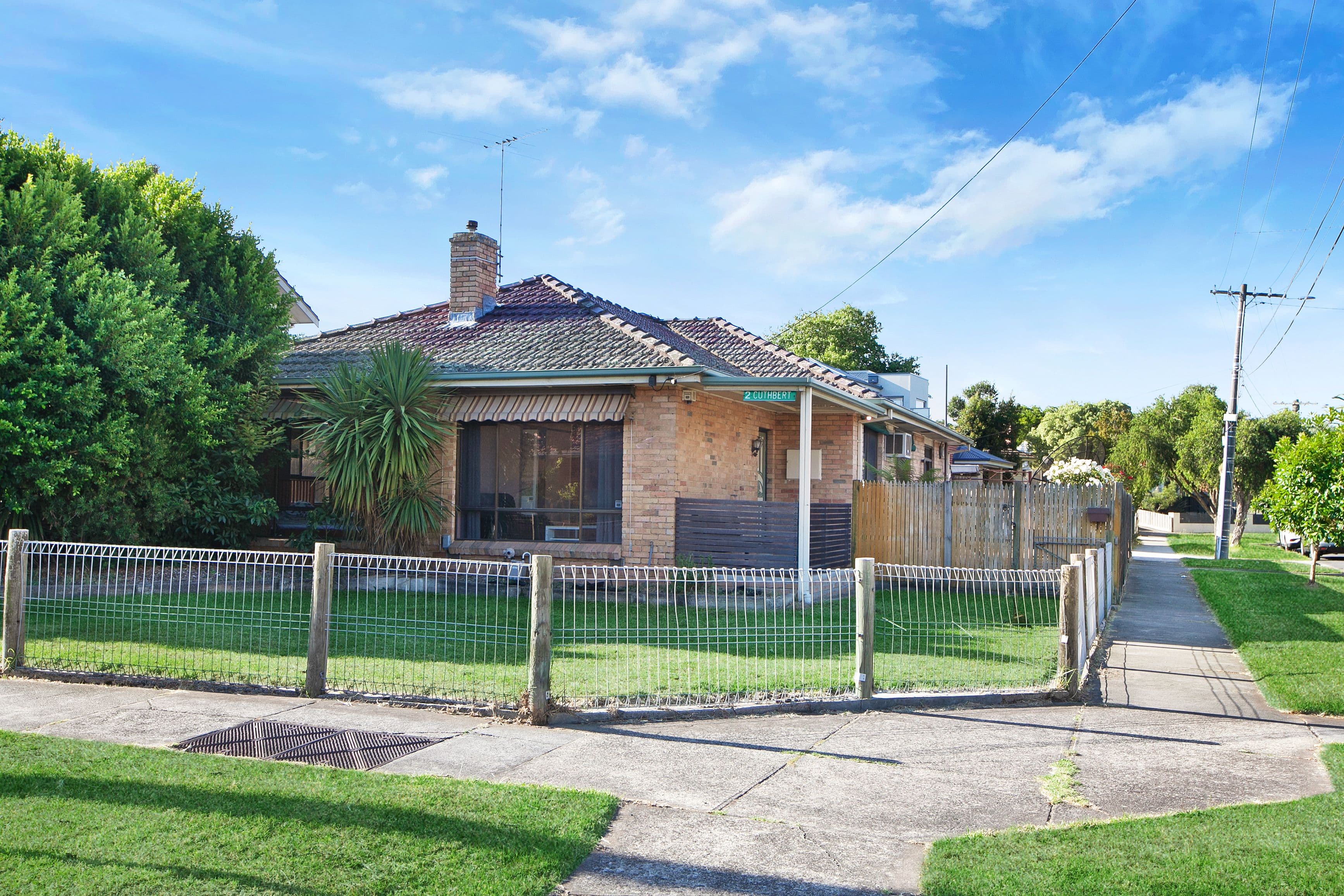 2 Cuthbert Road, Reservoir VIC 3073, Reservoir - Thumbnail 2