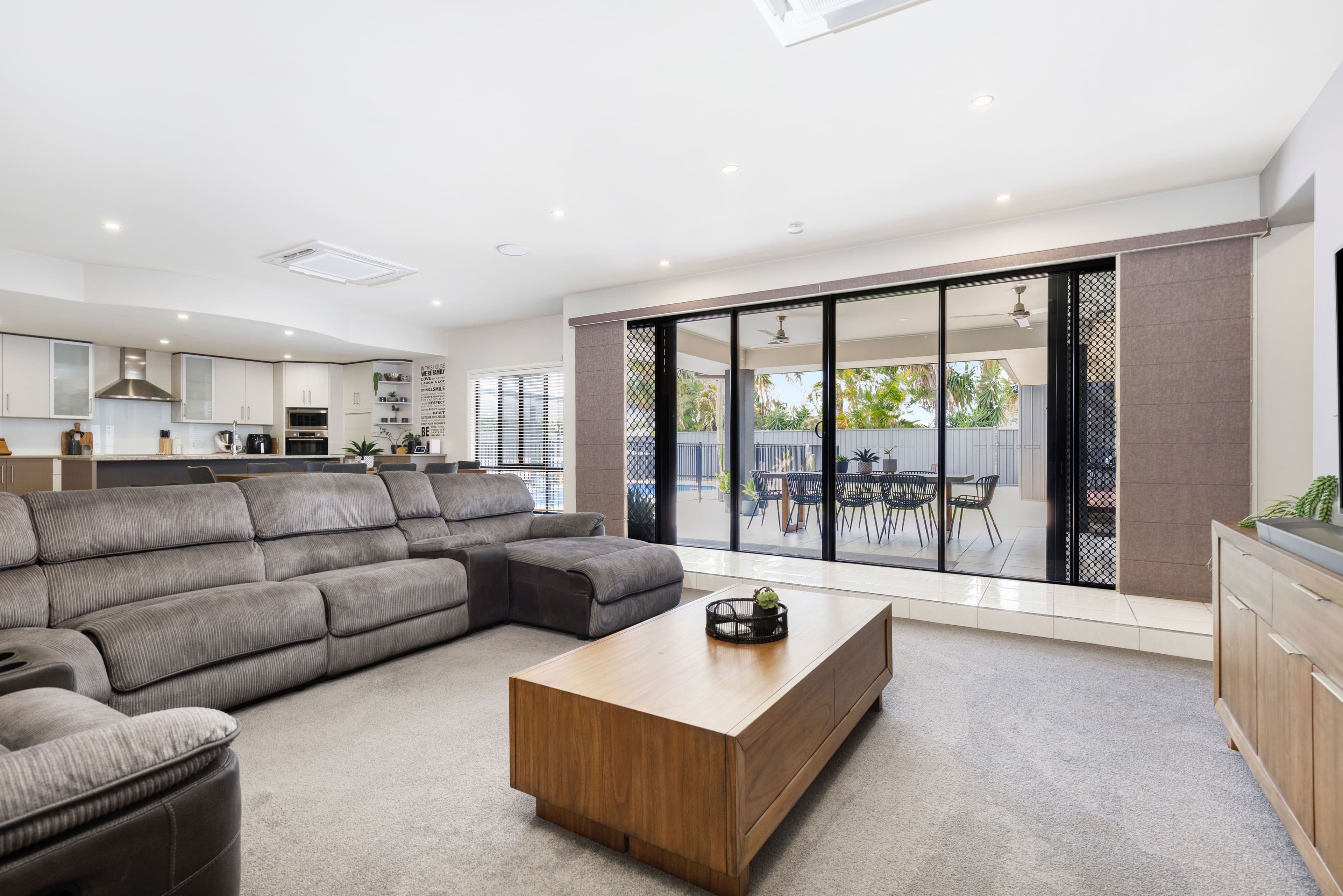29 Callaghan Street, Emerald QLD 4720, Emerald - Thumbnail 5