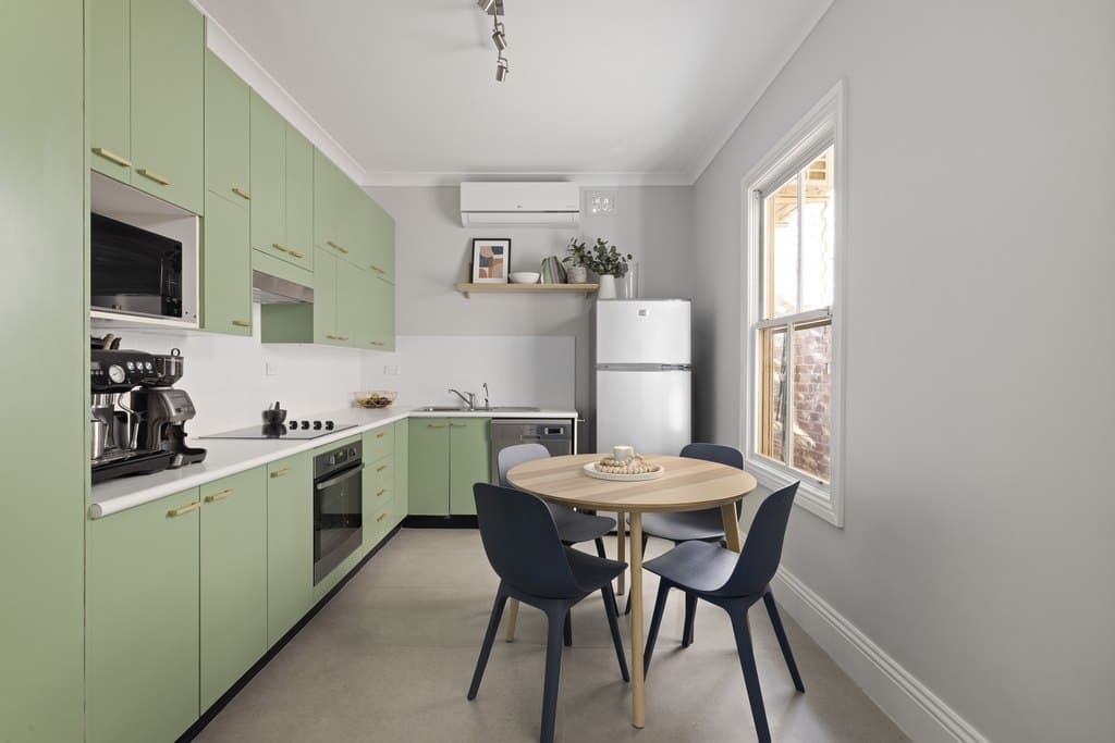 215 Belmont Street, Alexandria - Thumbnail 3