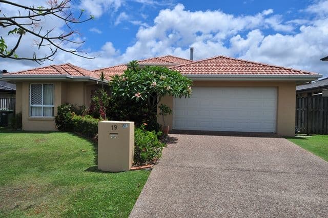 19 Leander Circuit, OXENFORD QLD 4210, Oxenford - Image 1