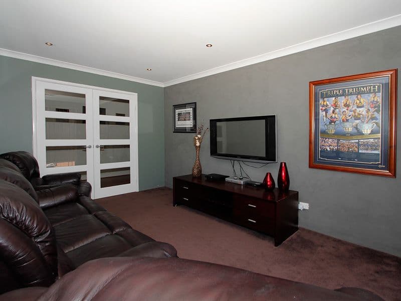 56 Granesse Drive, ELLENBROOK WA 6069, Ellenbrook - Thumbnail 2