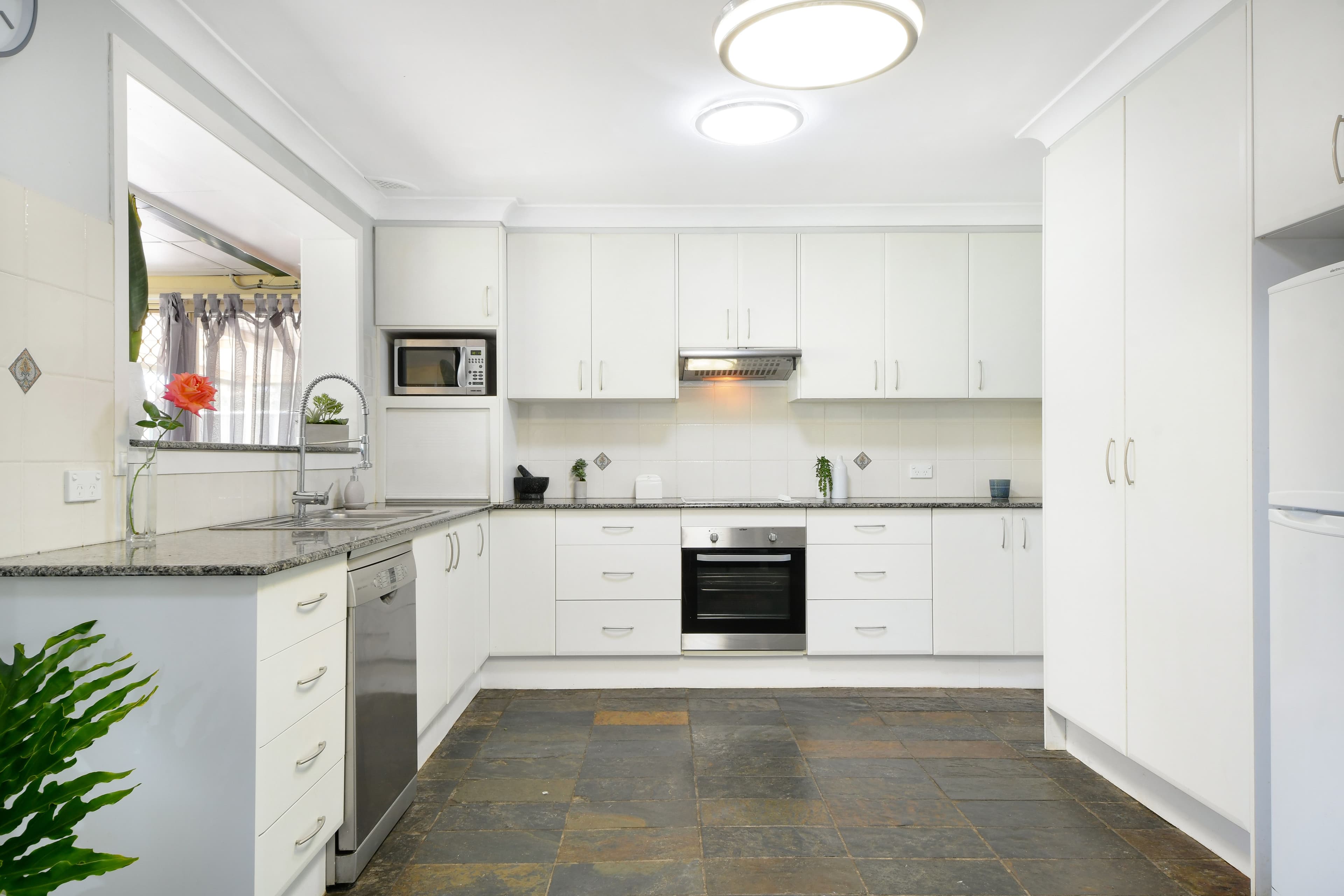Glenfield NSW 2167, Glenfield - Thumbnail 5