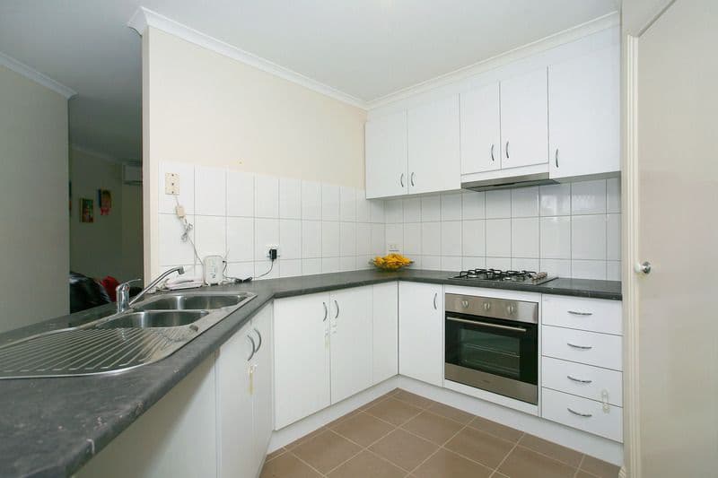 7 Prunus Grove, DOVETON VIC 3177, Doveton - Thumbnail 3