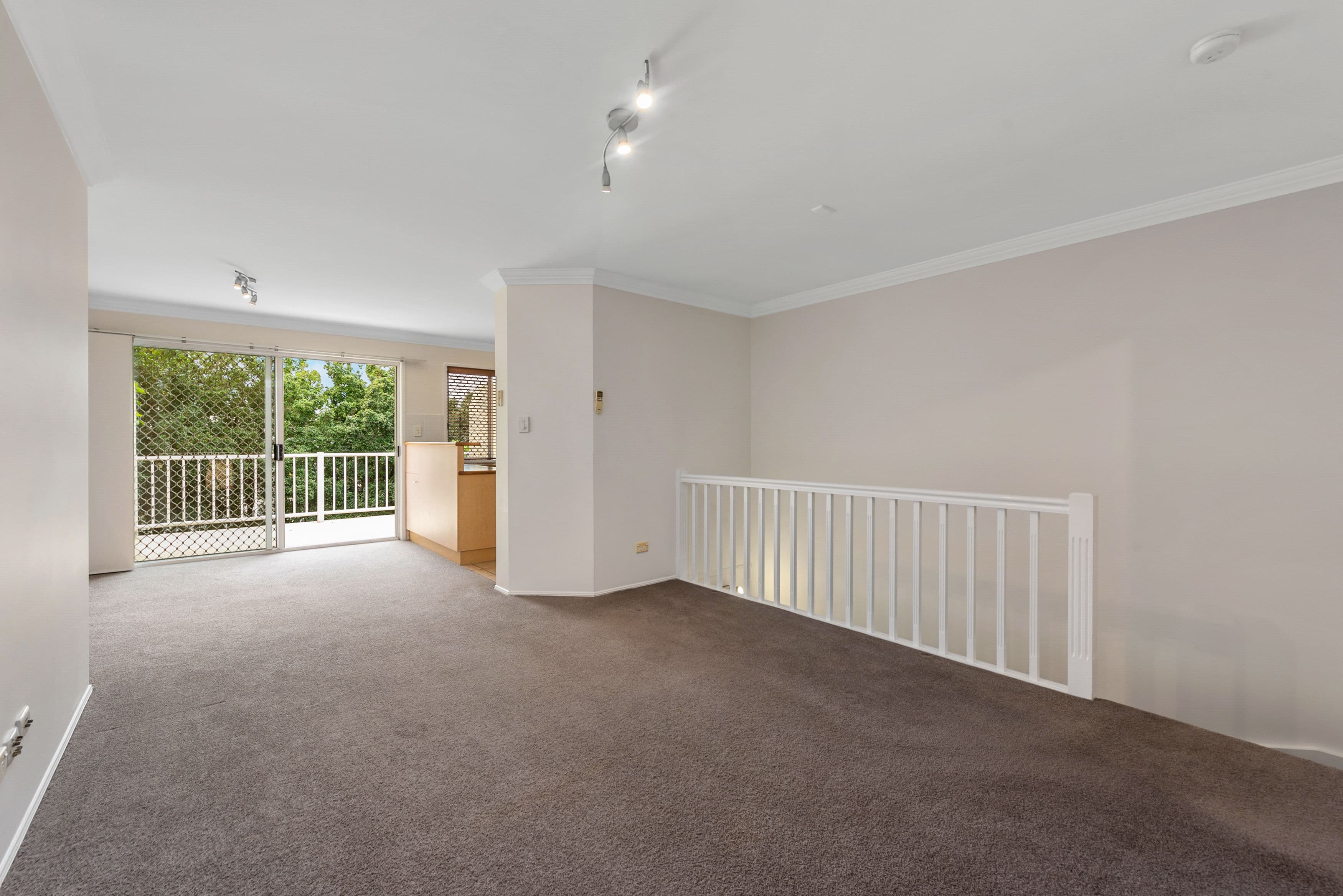 11 Lorne Street, Alderley QLD 4051, Alderley - Thumbnail 2