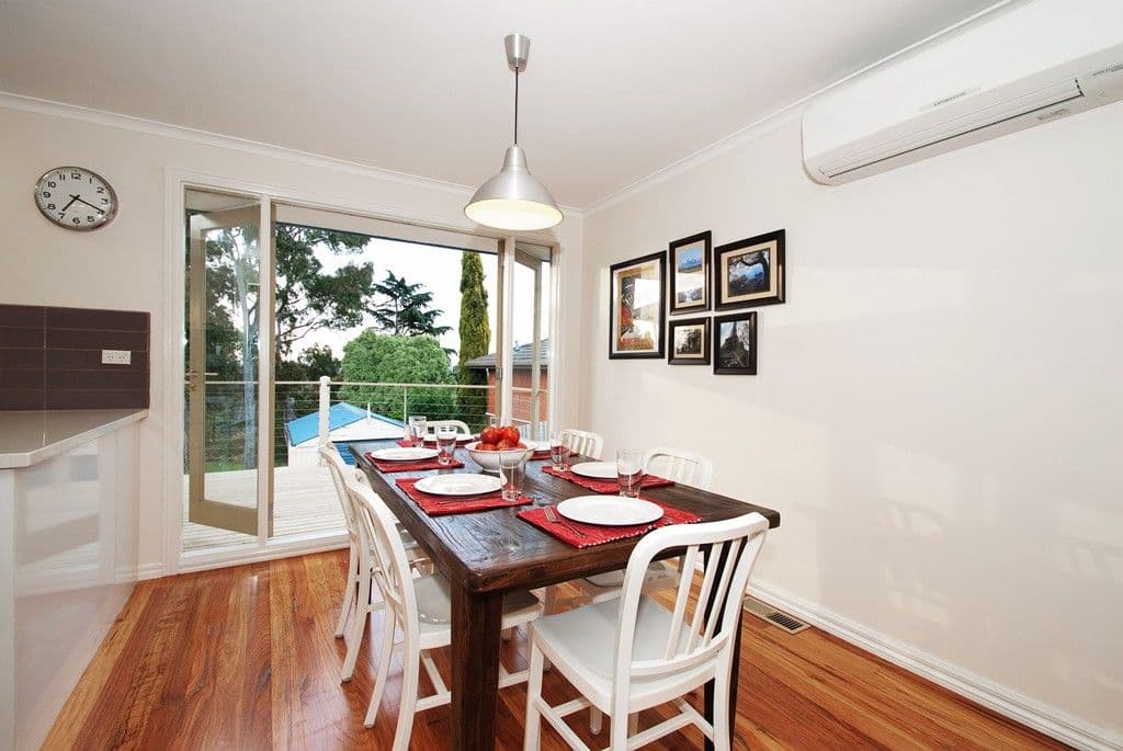 53 HUNTINGDALE Drive, CHIRNSIDE PARK VIC 3116, Chirnside Park - Thumbnail 4