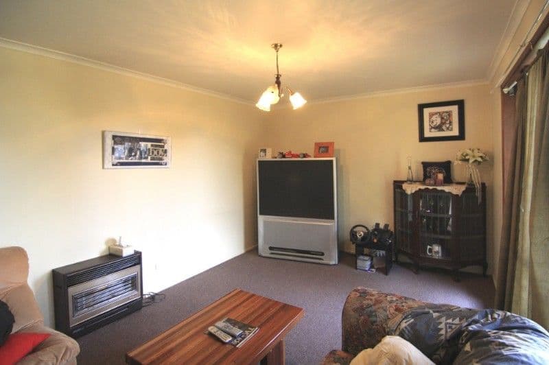 9 Poinciana Street, NEWTOWN QLD 4350, Newtown - Thumbnail 3