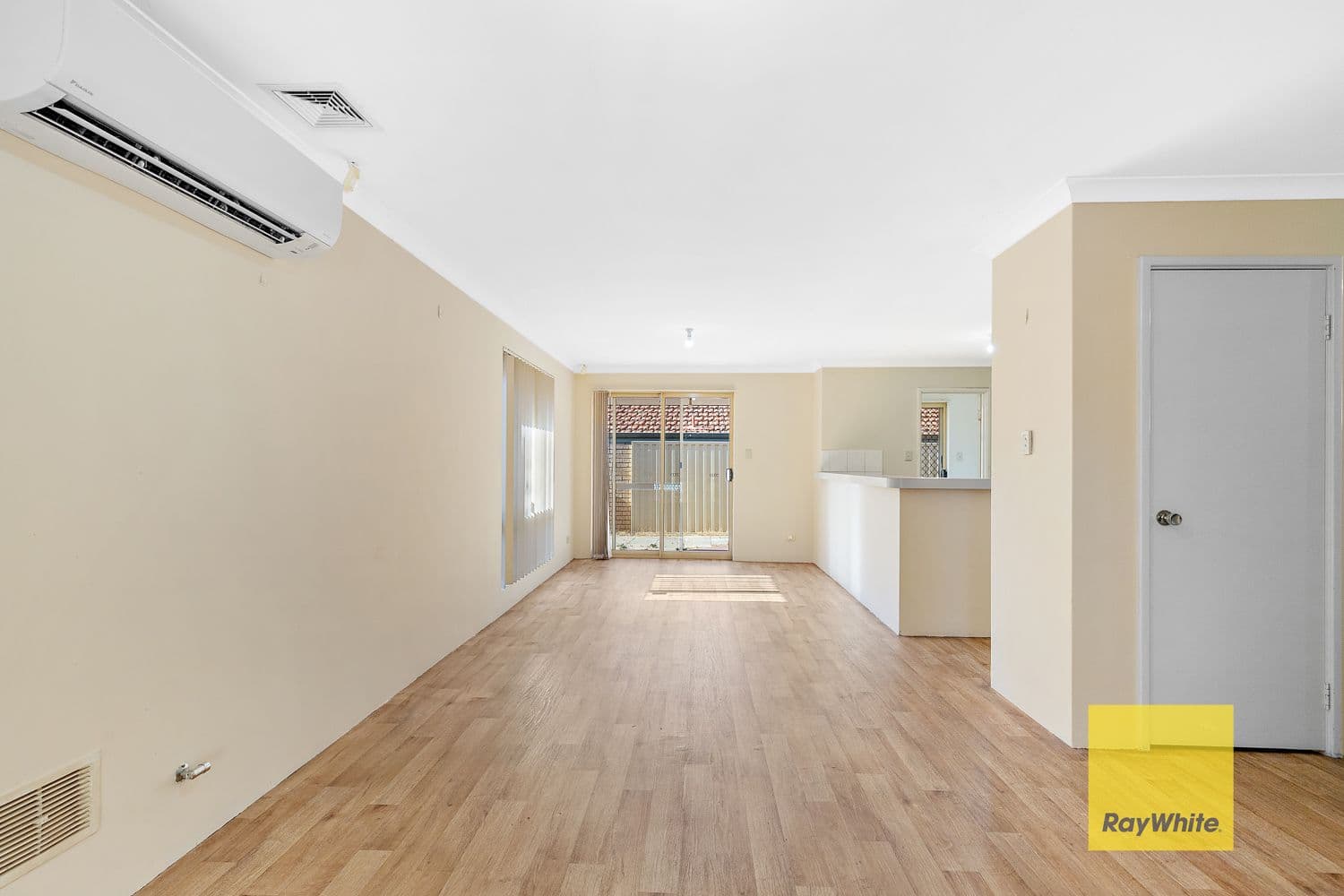 37A Spring Road, Thornlie WA 6108, Thornlie - Thumbnail 2