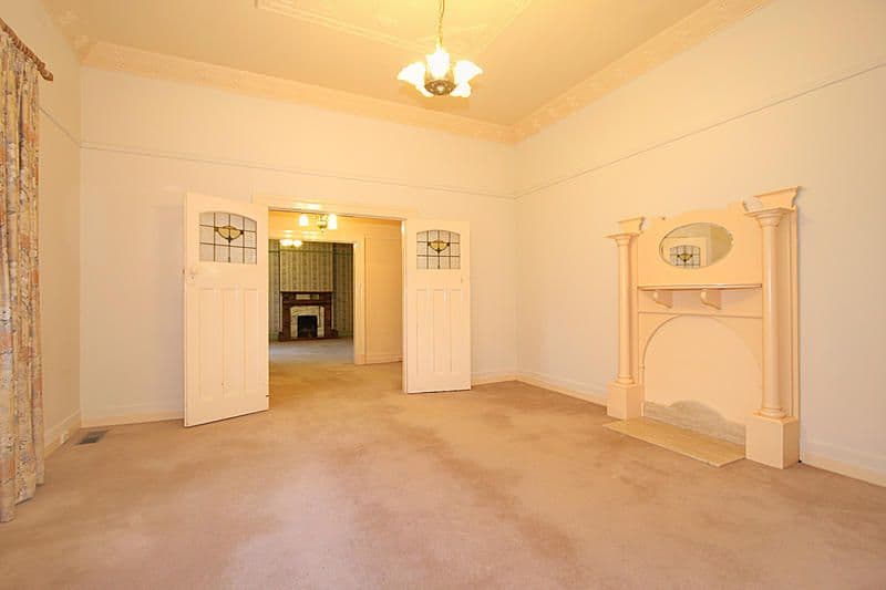 31 Pine Avenue, CAMBERWELL VIC 3124, Camberwell - Thumbnail 2