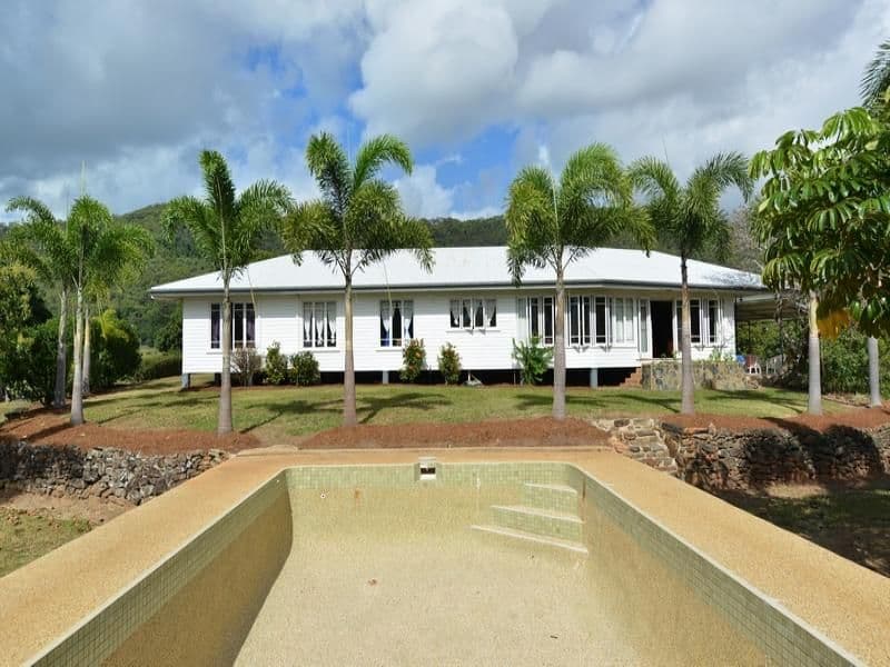 42  COOLALINGA Drive, PORT DOUGLAS QLD 4877, Port Douglas - Thumbnail 4