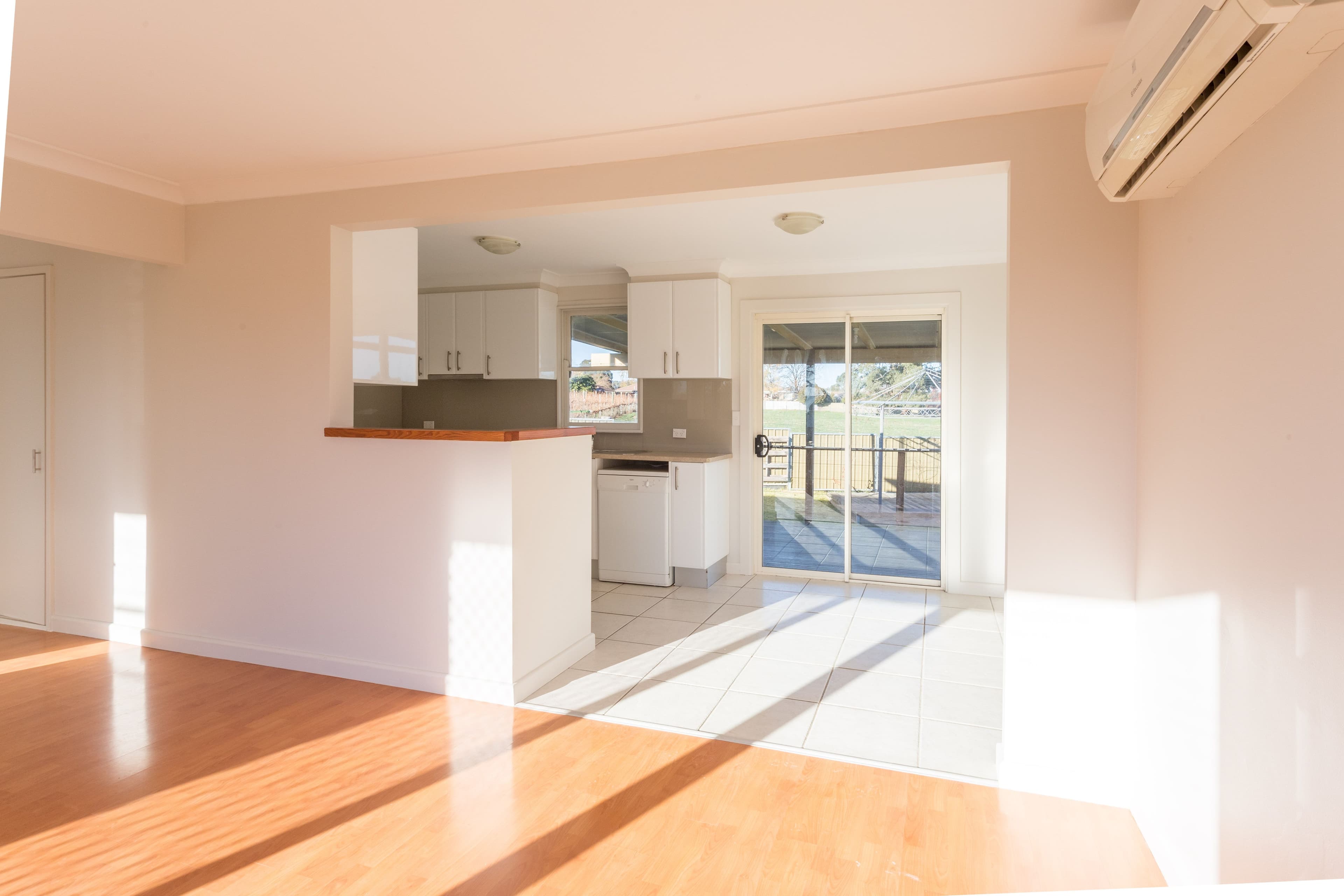2 Cherry Place, Orange - Thumbnail 3
