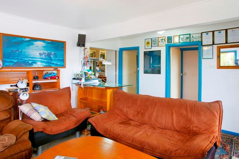 10 Holyrood Avenue, NEWTOWN VIC 3220, Newtown - Thumbnail 4