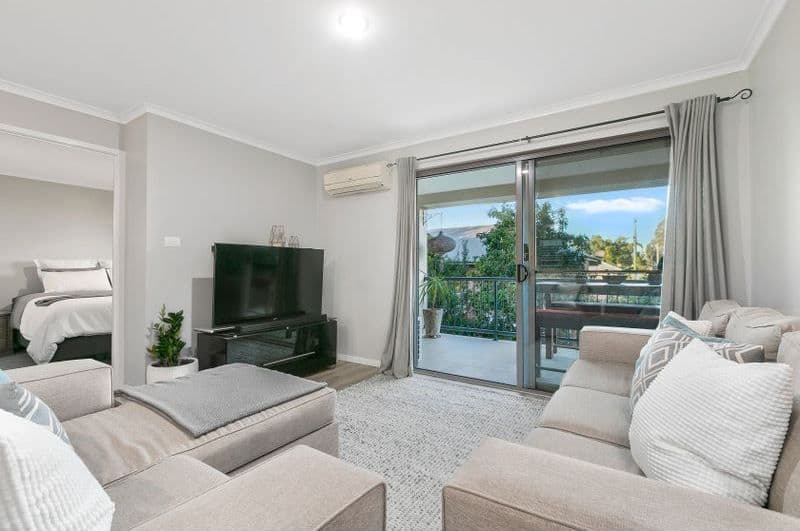 18 Gainsborough Street, Moorooka QLD 4105, Moorooka - Thumbnail 2