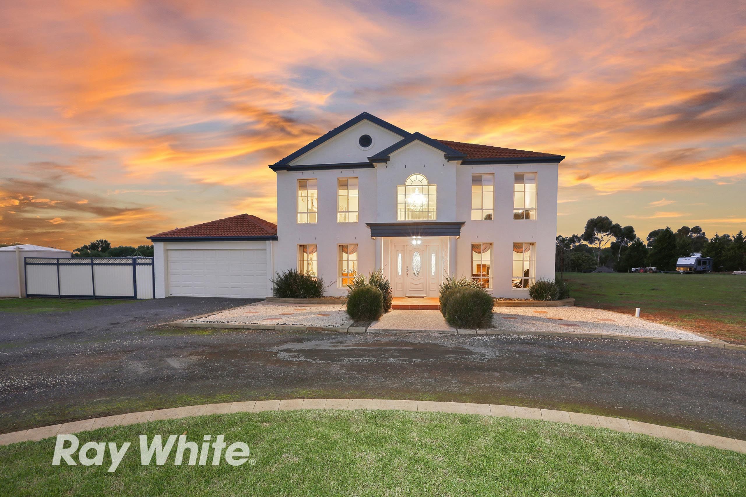 10 Osterlund Court, Lara VIC 3212, Lara - Thumbnail 2