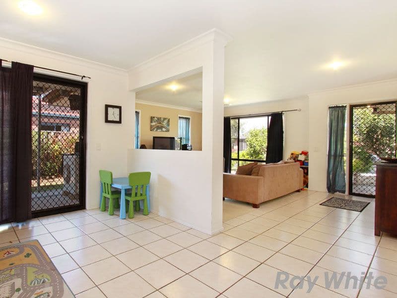 19 Calvary Crescent, BOONDALL QLD 4034, Boondall - Thumbnail 4