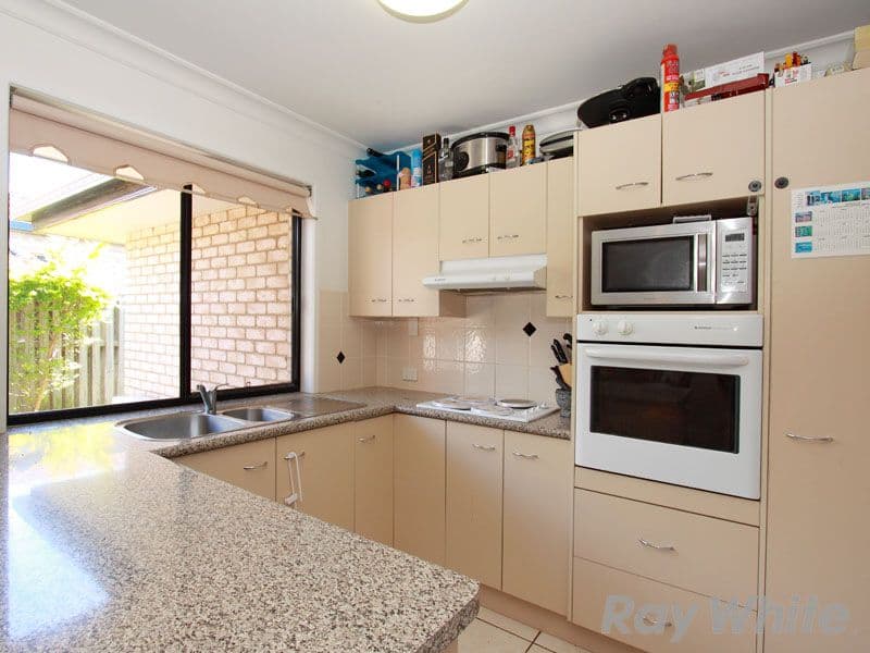 19 Calvary Crescent, BOONDALL QLD 4034, Boondall - Thumbnail 5