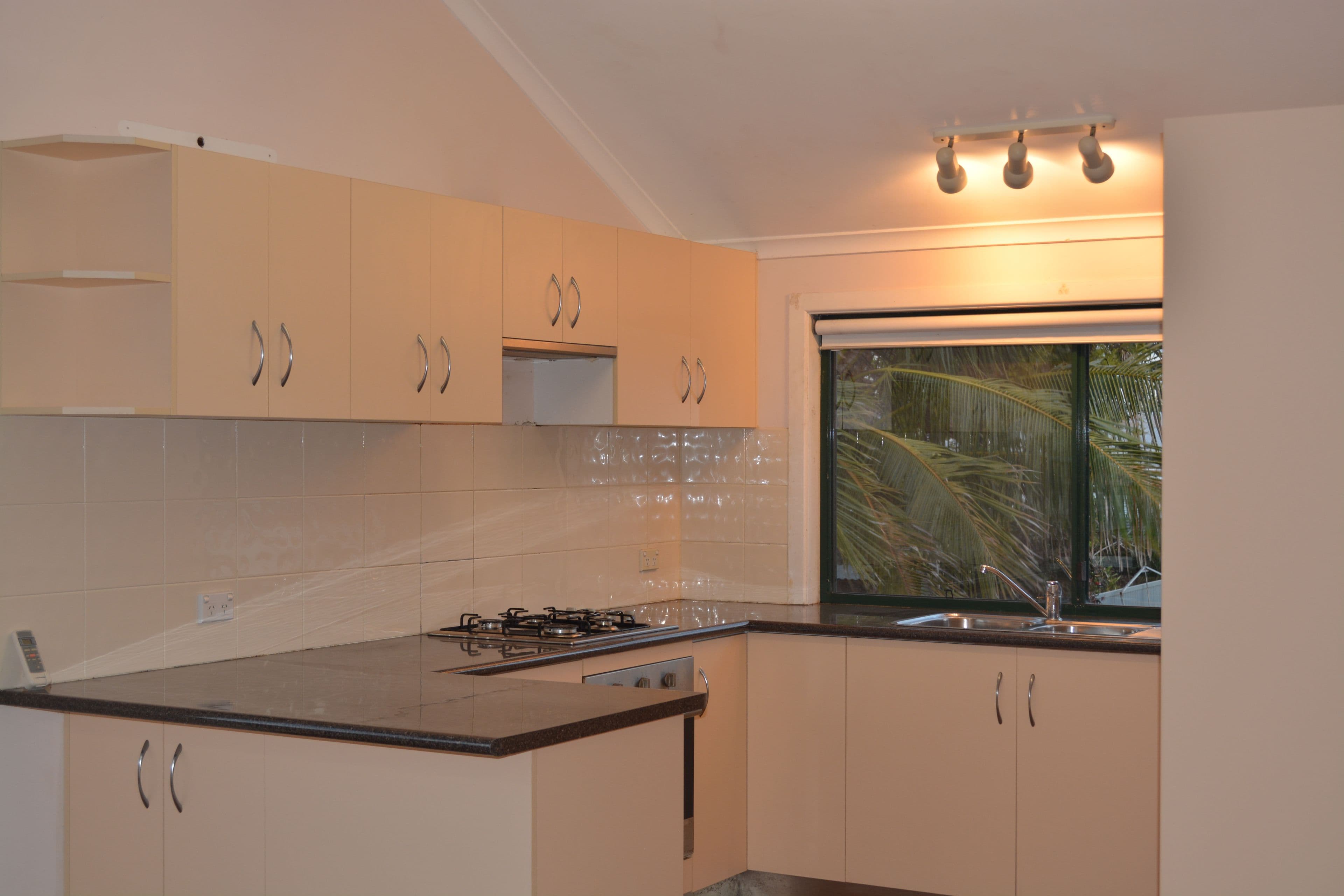 62 Faust Street, Proserpine QLD 4800, Proserpine - Thumbnail 6